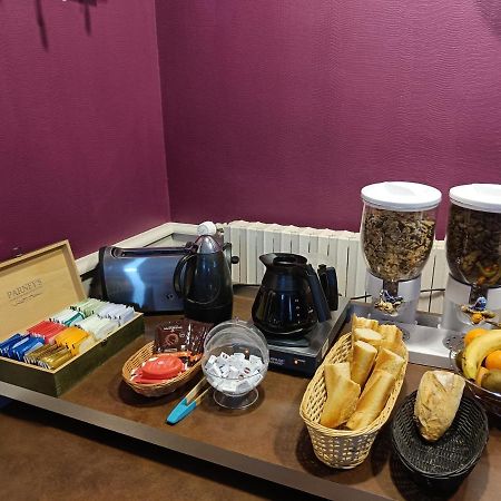 Contact Hotel Du Relais Туар Экстерьер фото