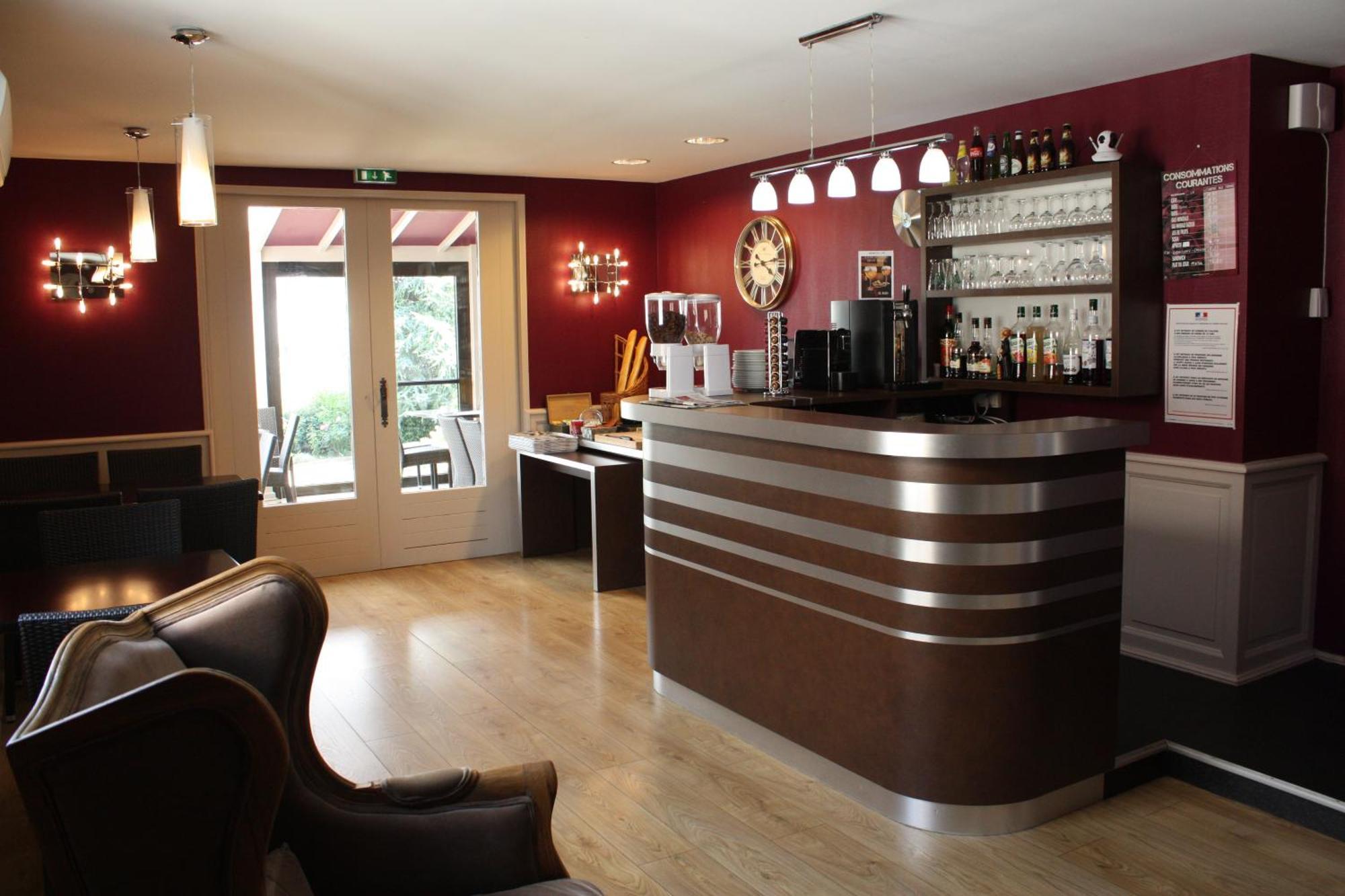 Contact Hotel Du Relais Туар Экстерьер фото