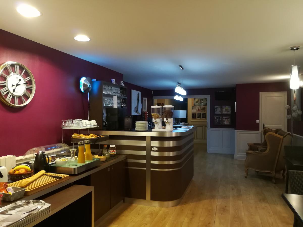 Contact Hotel Du Relais Туар Экстерьер фото