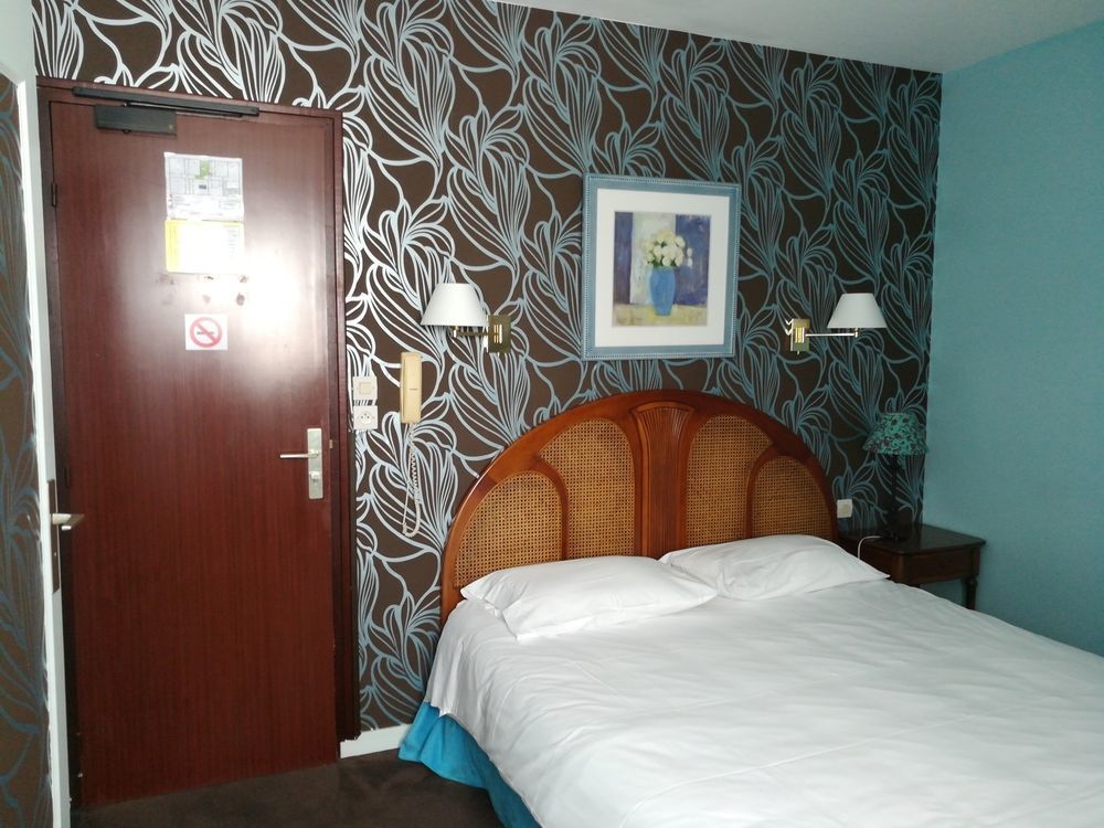 Contact Hotel Du Relais Туар Экстерьер фото