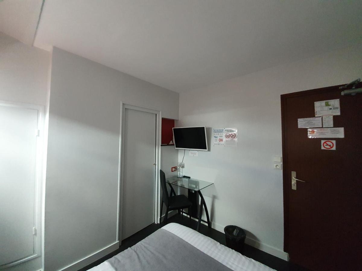 Contact Hotel Du Relais Туар Номер фото